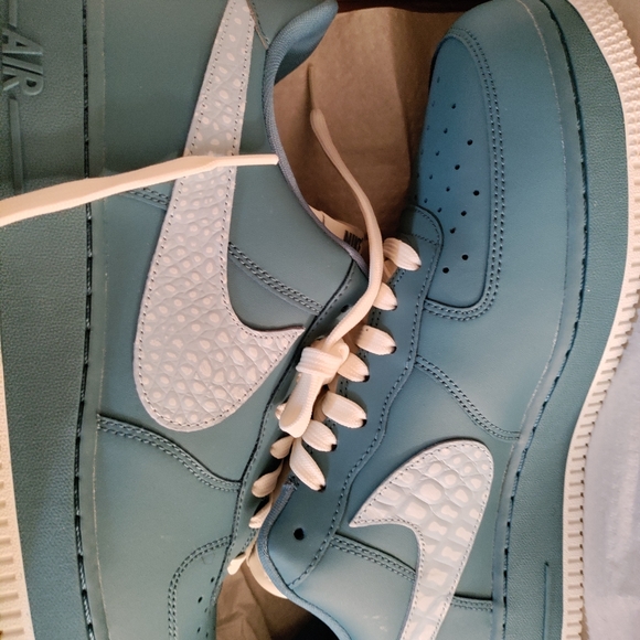 Limited edition Nike air force one - Picture 2 of 6